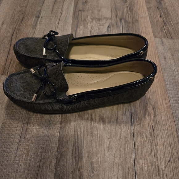 Michael Michael Kors Sutton Moc PVC Almond Toe, Brown/Black, Size 8 - Picture 3 of 6